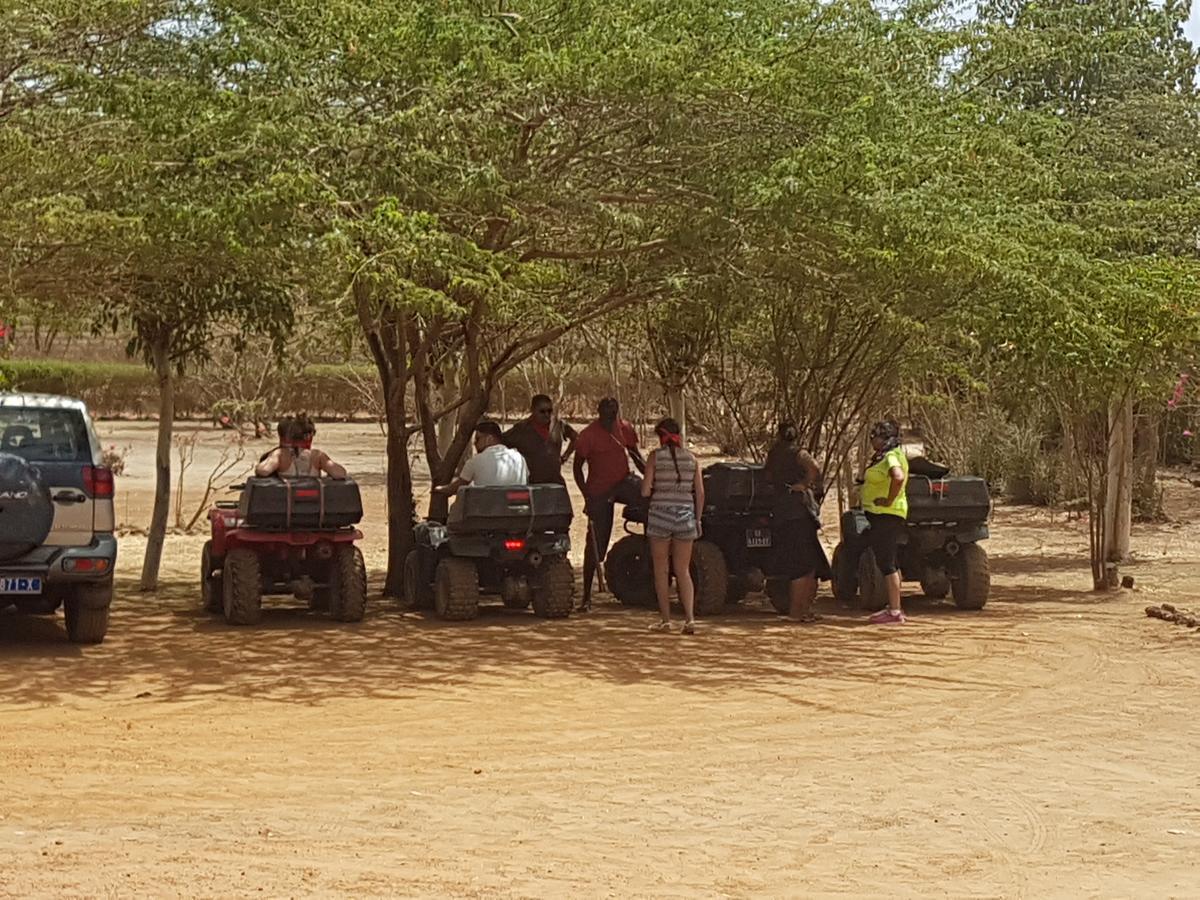 ホテルTerre D'Afrique Popenguine エクステリア 写真